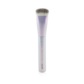 NYX Holographic Halo Sculpting Buffing Brush